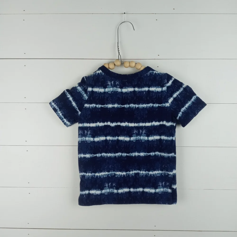 Old Navy boys size 3T blue with white tie dye stripe USA tshirt crewneck